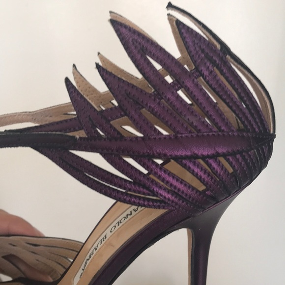 SALE‼️💖Manolo Blahnik Stunning Heels 👠 - Picture 8 of 8